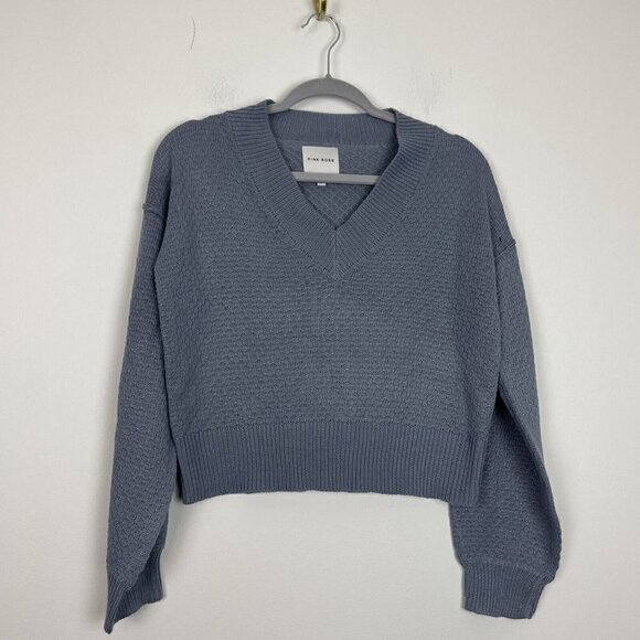 Pink Rose Blue Knit V-neck Sweater Size Medium - Picture 1 of 5